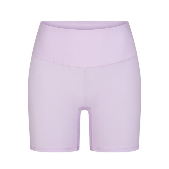 NWT! SKIMS Fits Everybody High-Waister Short - Picture 1 of 7